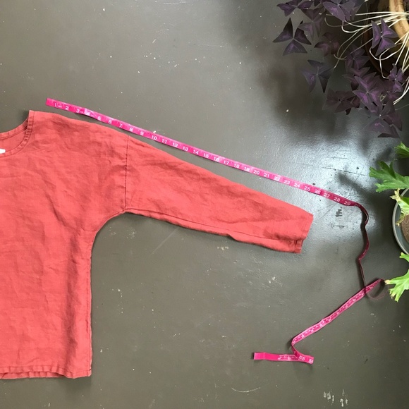 Rusty Red Conscious Clothing Linen Top Handmade in Michigan, size Medium - Picture 5 of 9